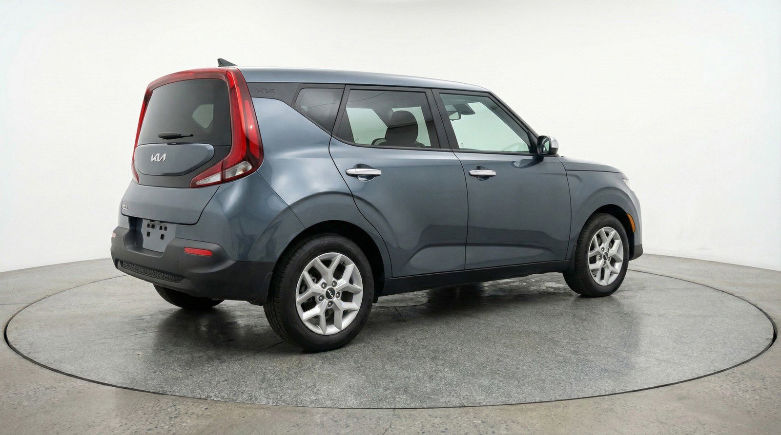 Used 2025 Kia Soul LX w/ LX Technology Package image 9