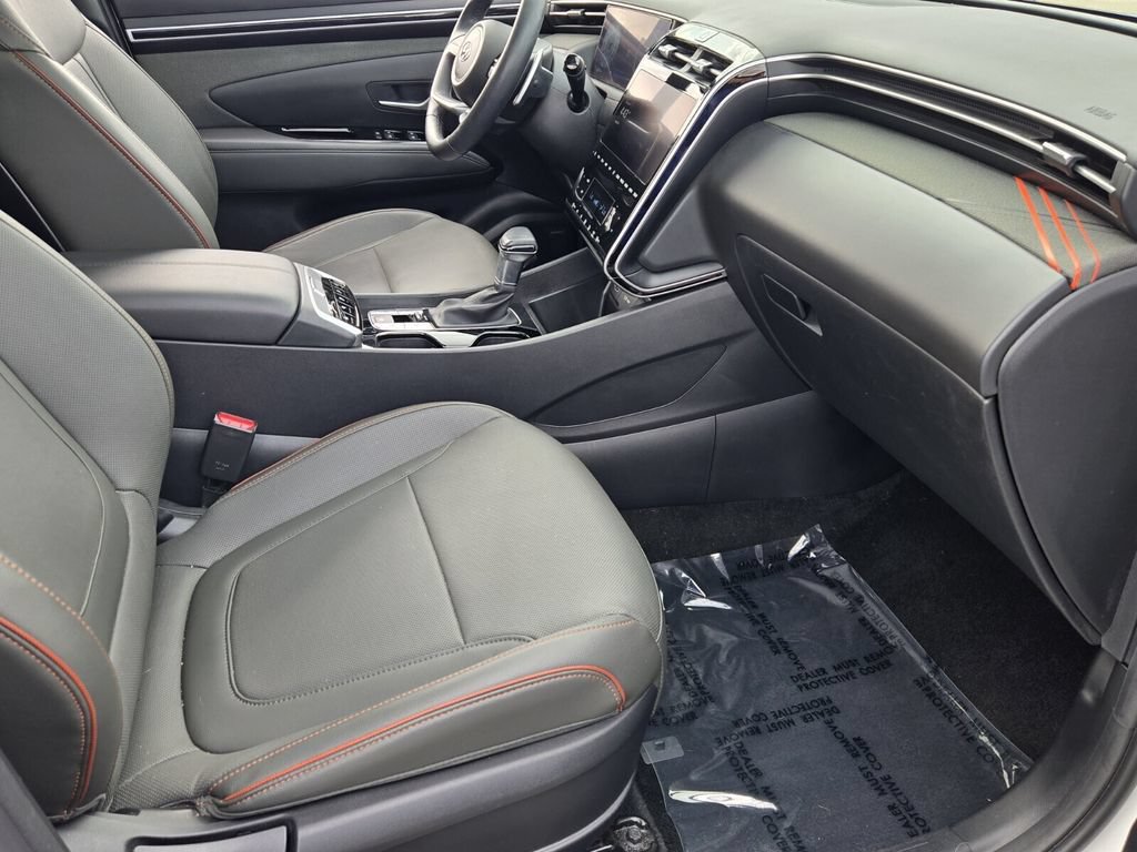 Certified 2024 Hyundai Santa Cruz Limited AWD/4WD image 16