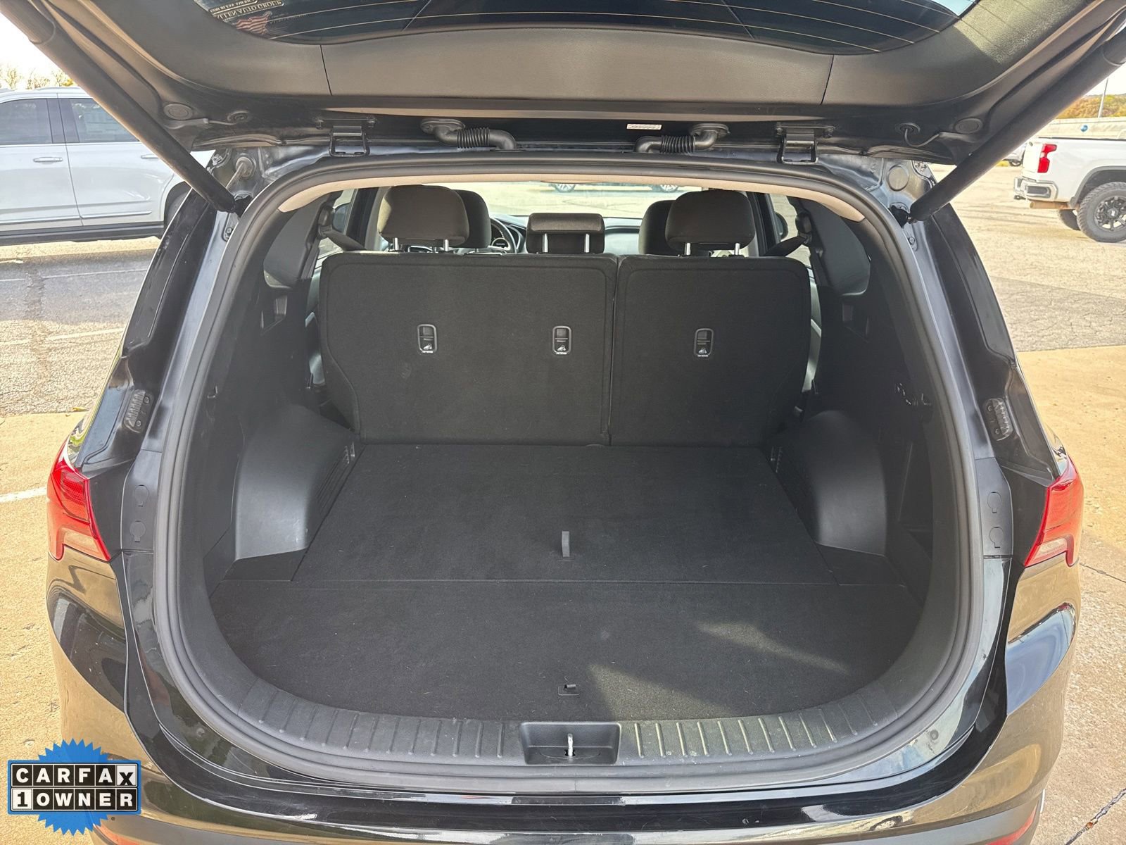 Used 2023 Hyundai Santa Fe SEL Convenience image 26