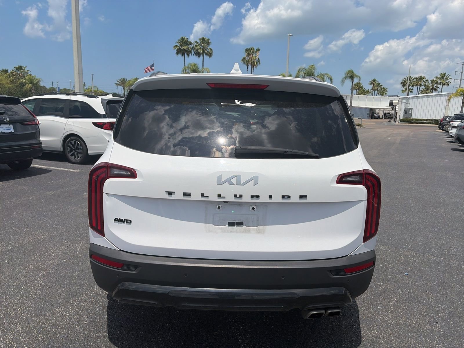 Used 2022 Kia Telluride SX w/ Nightfall Edition Package AWD/4WD image 6