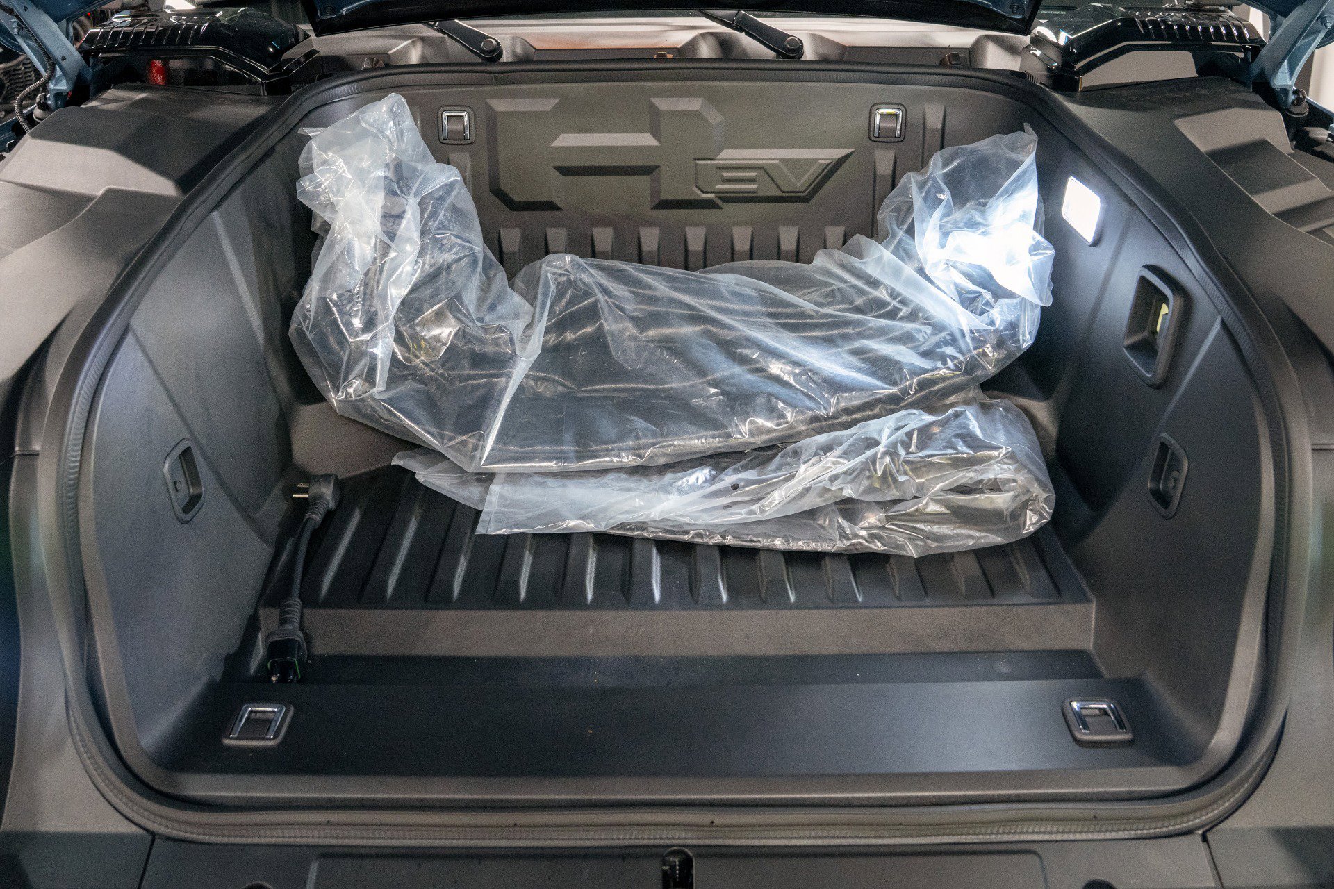 Used 2024 GMC Hummer EV 3X w/ Omega Edition image 18