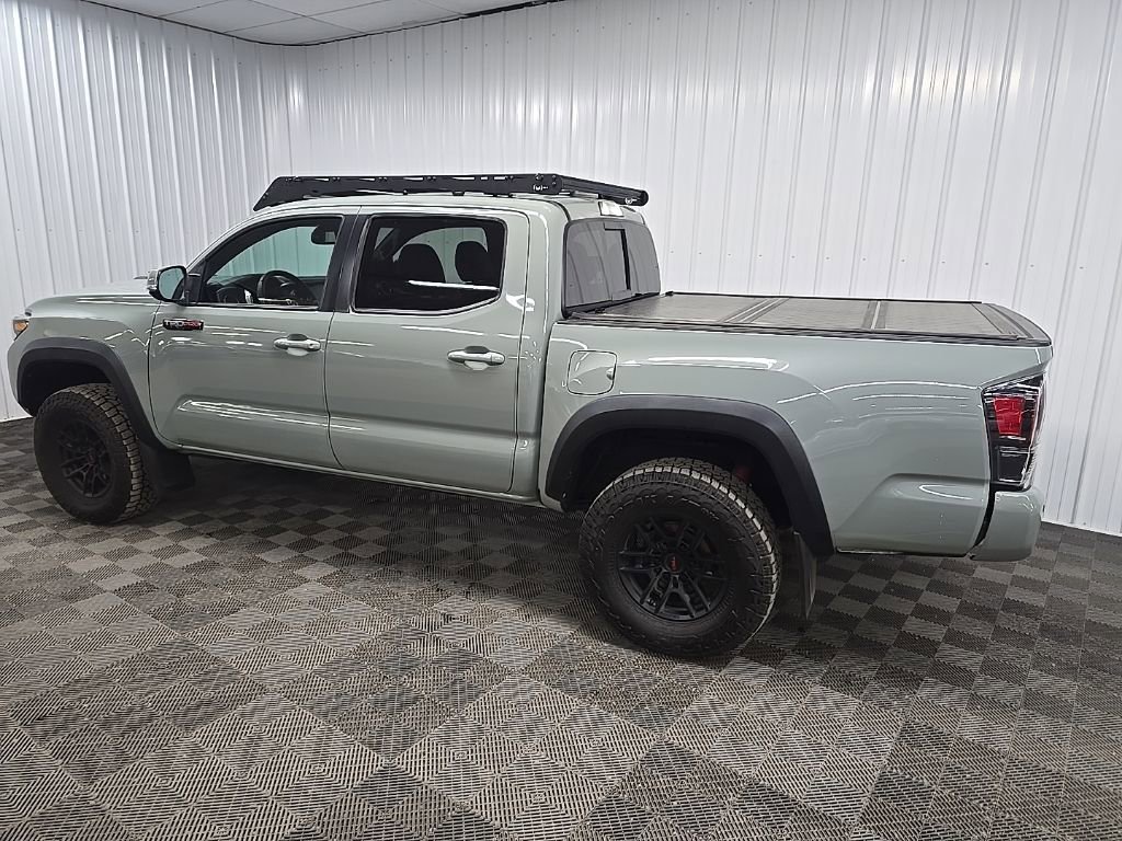 Used 2021 Toyota Tacoma TRD Pro AWD/4WD image 4