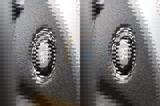 Used 2013 Hyundai Azera Limited image 15