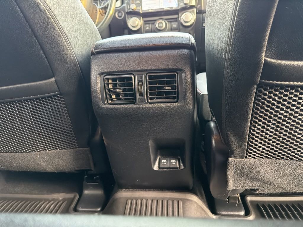 Used 2021 Toyota 4Runner Venture w/ Moonroof Package AWD/4WD image 15