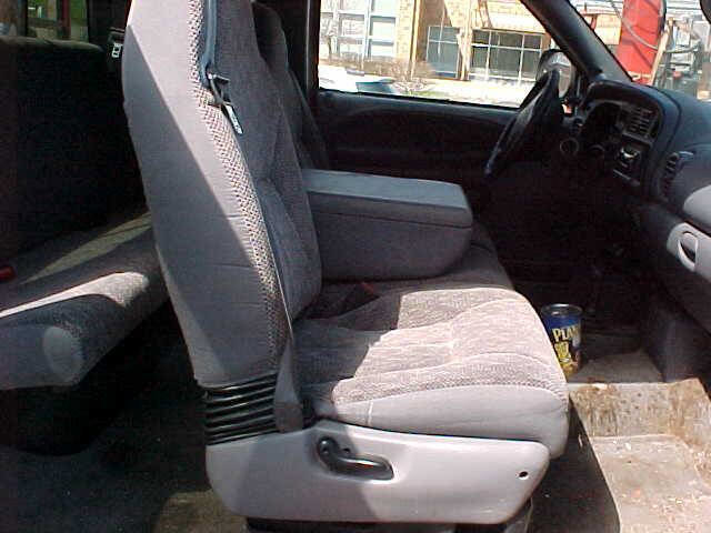 Used 1998 Dodge Ram 2500 Truck 4x4 Quad Cab image 13