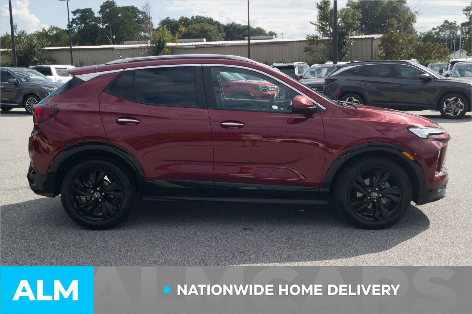 Used 2024 Buick Encore GX Sport Touring image 5