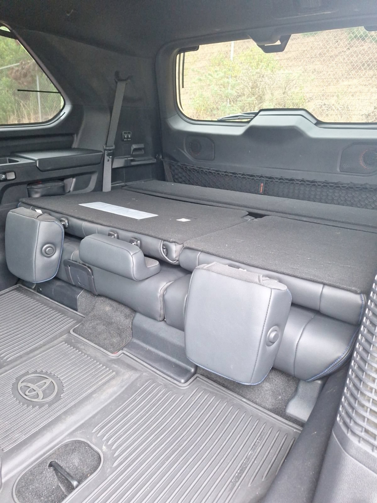 Used 2023 Toyota Sequoia Platinum AWD/4WD image 18