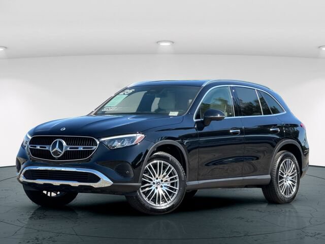 Certified 2025 Mercedes-Benz GLC 300 image 2
