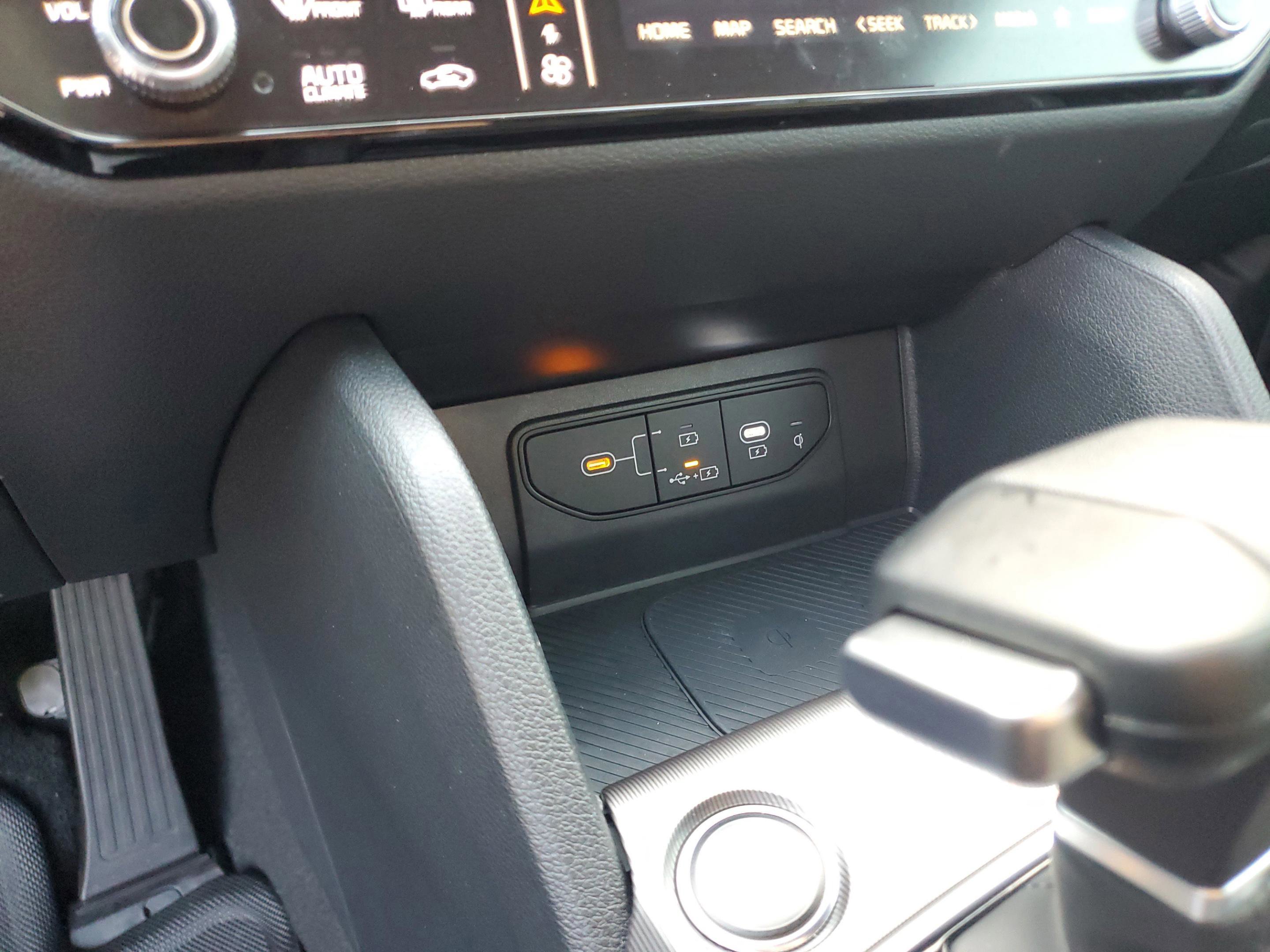 Certified 2026 Kia Sportage EX image 21