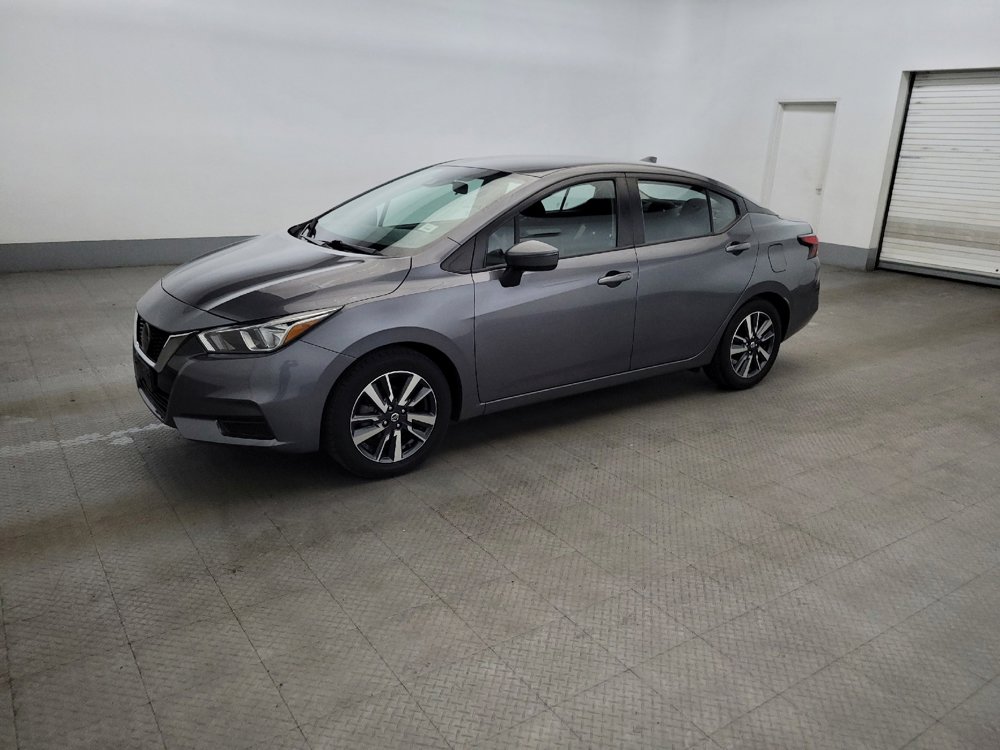 Used 2021 Nissan Versa SV FWD image 2