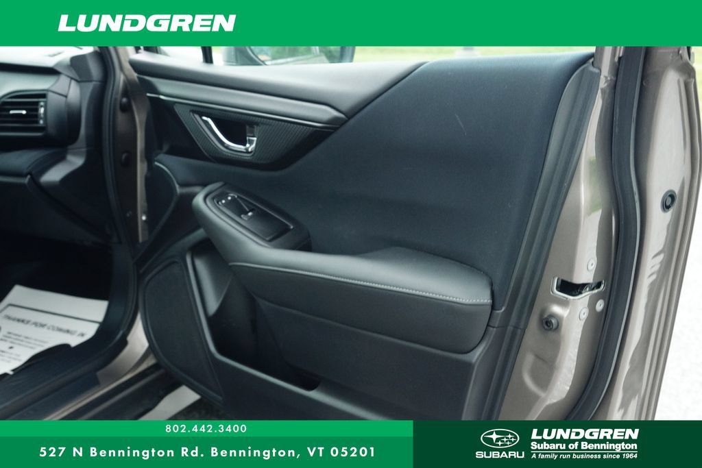Used 2024 Subaru Outback Premium AWD/4WD image 8