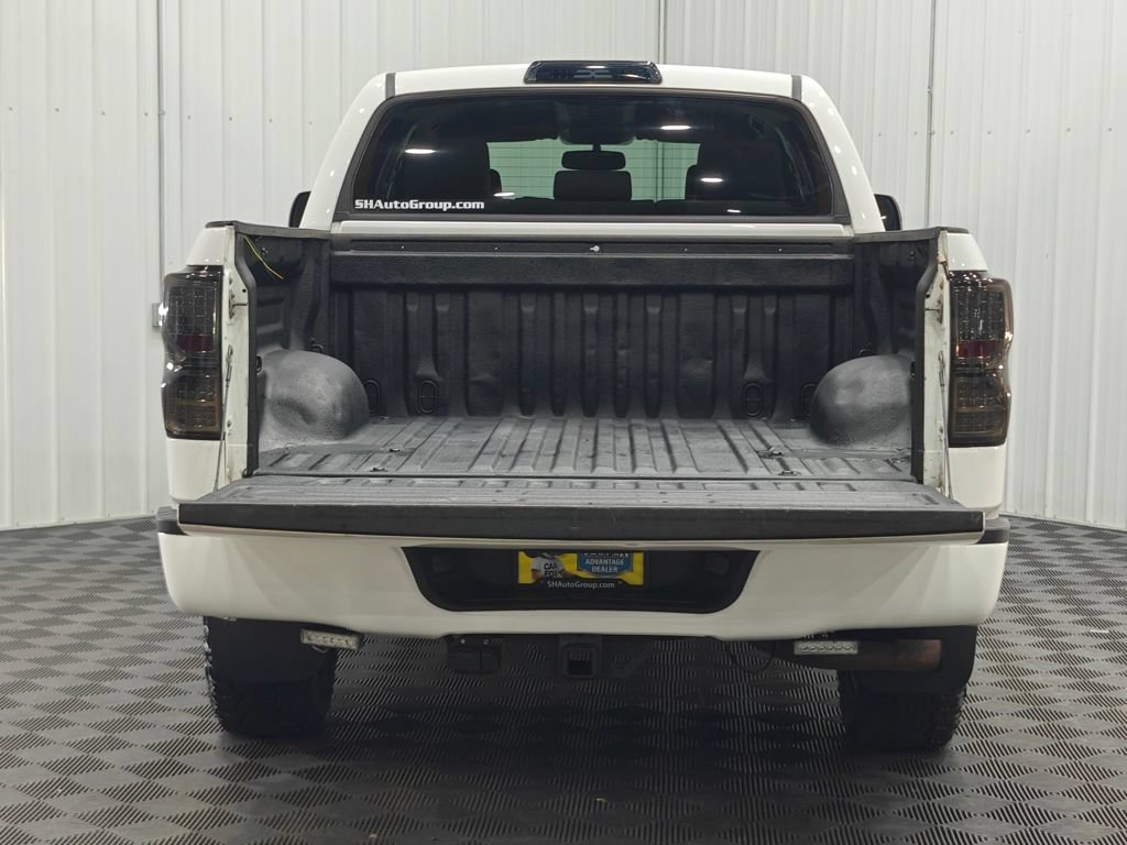 Used 2012 Toyota Tundra 4x4 CrewMax w/ Tow Pkg image 18