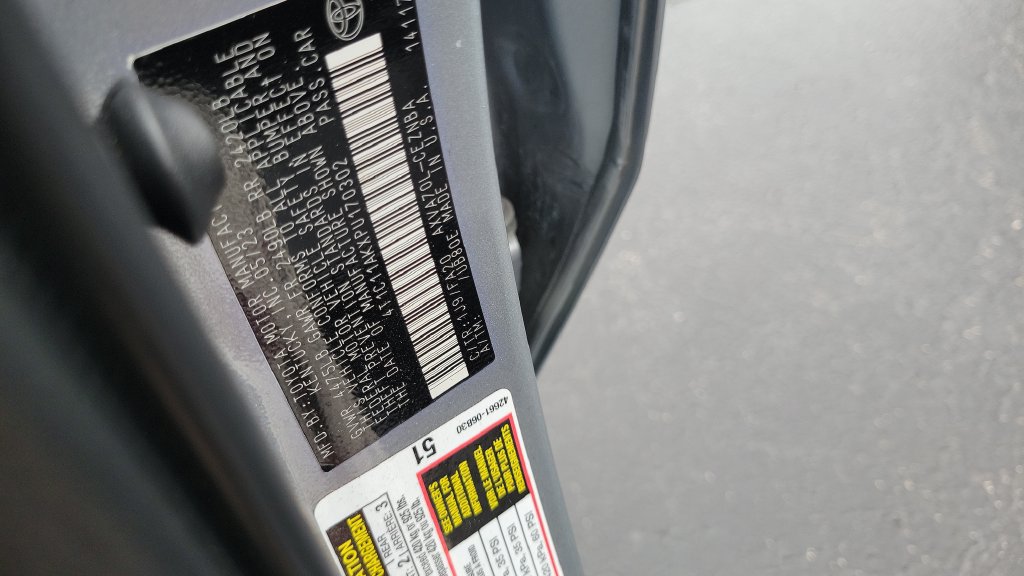 Used 2023 Toyota Camry LE FWD image 23