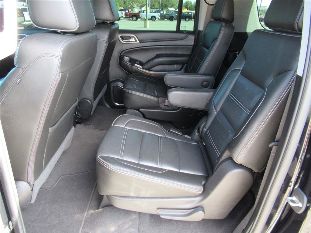 Used 2019 GMC Yukon XL Denali w/ Denali Ultimate Package image 34