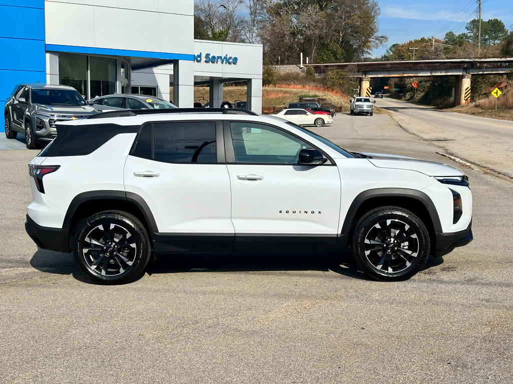 New 2026 Chevrolet Equinox RS image 3