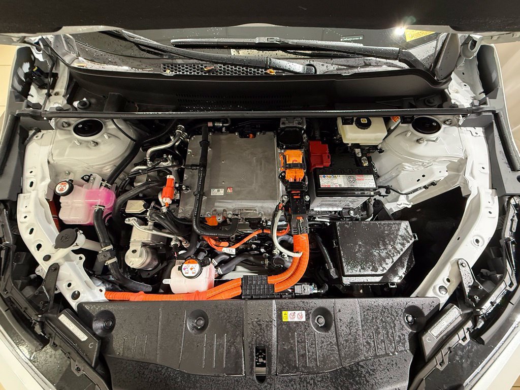 Certified 2026 Toyota C-HR AWD/4WD image 10