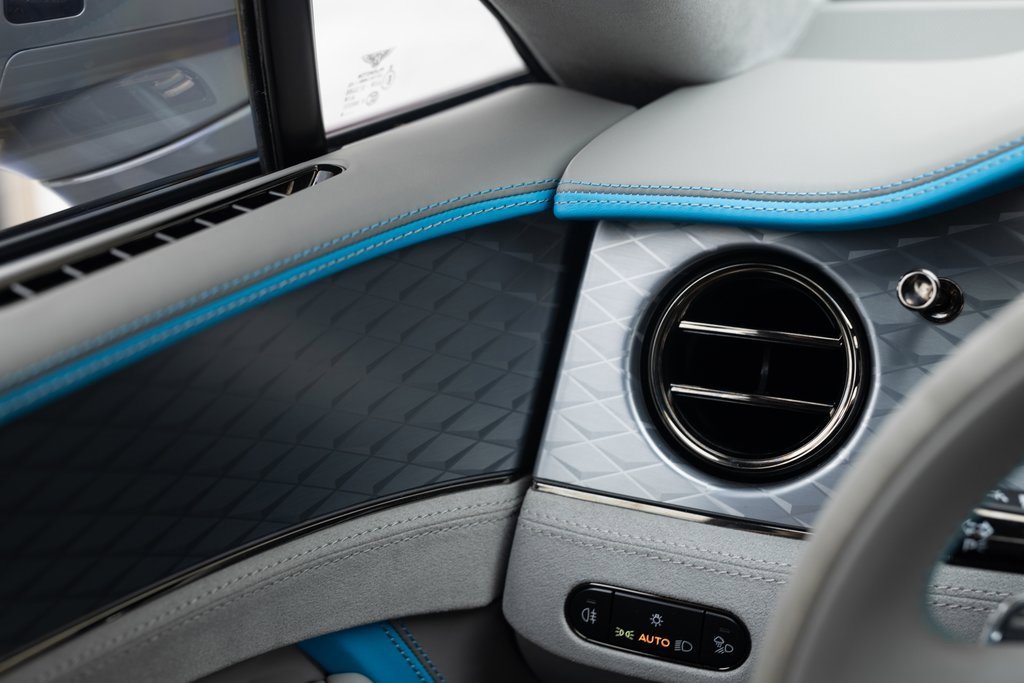 Used 2025 Bentley Continental GT Speed image 30