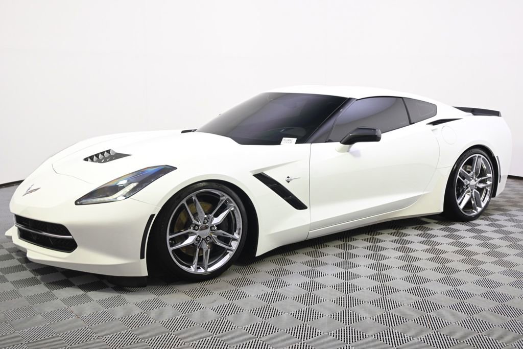 Used 2014 Chevrolet Corvette Stingray Coupe w/ 3LT Preferred Equipment Group RWD image 2