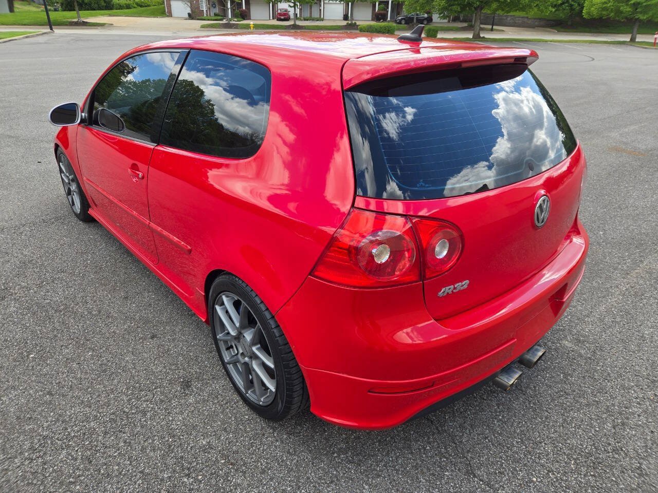Used 2008 Volkswagen R32 AWD/4WD image 6