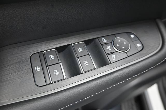 New 2026 Nissan Armada PRO-4X w/ Captain's Chari Seat Package AWD/4WD image 6