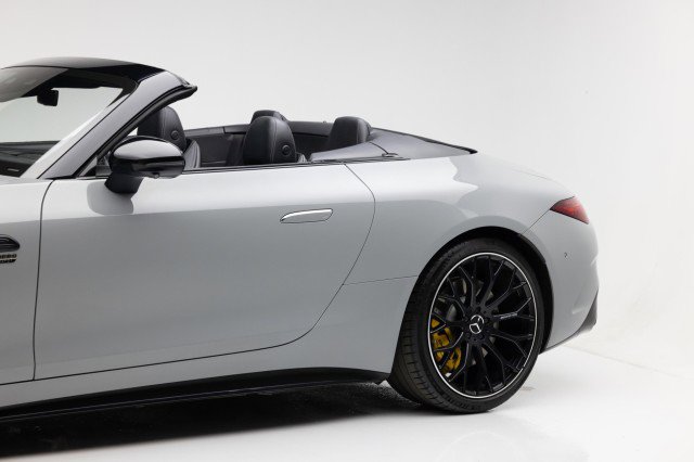 Used 2022 Mercedes-Benz SL 55 AMG 4MATIC image 40