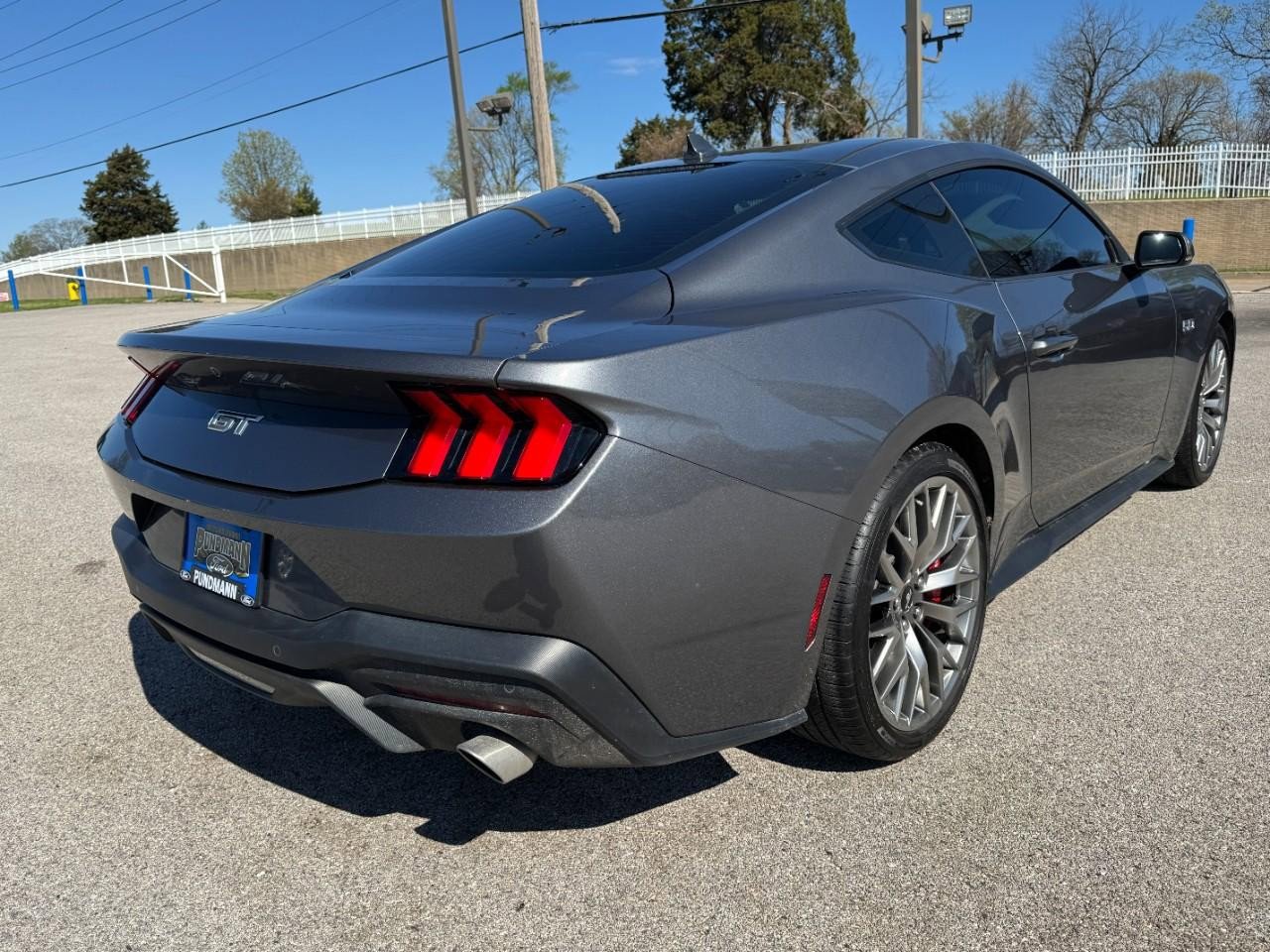 Used 2025 Ford Mustang GT Premium image 3