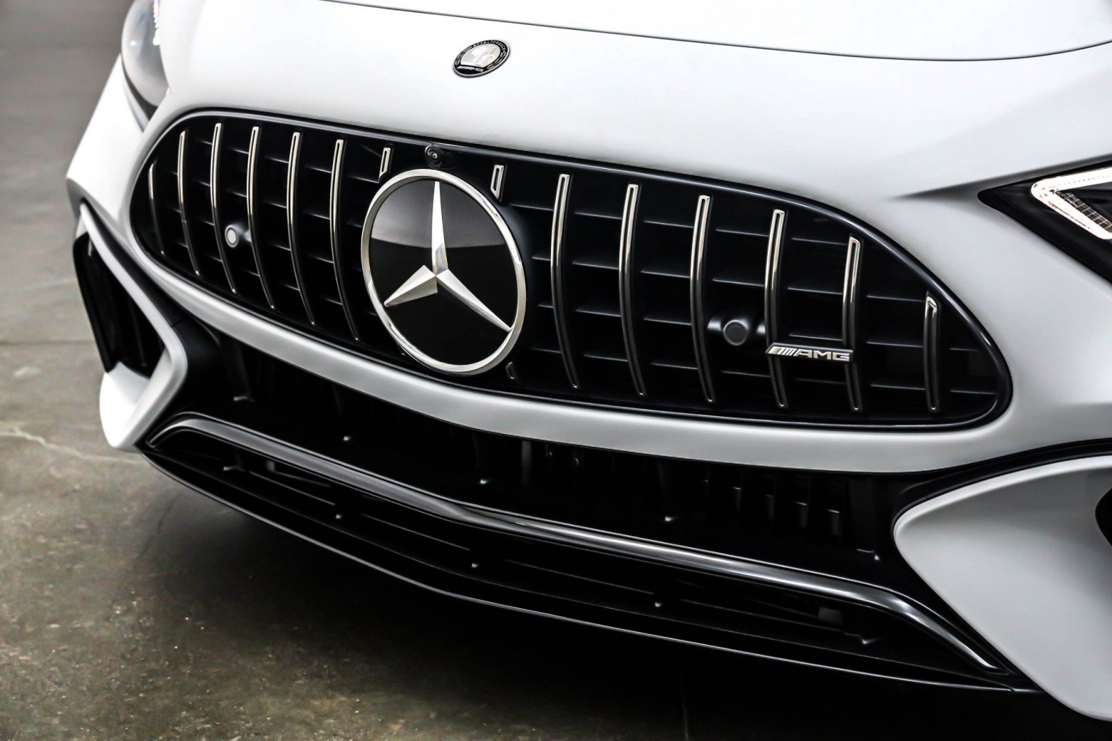 New 2025 Mercedes-Benz SL 63 AMG S e Performance 4MATIC image 14