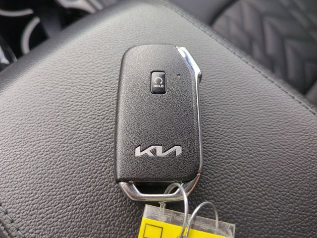 Used 2023 Kia Sportage X-Line w/ X-Line Premium Package AWD/4WD image 30