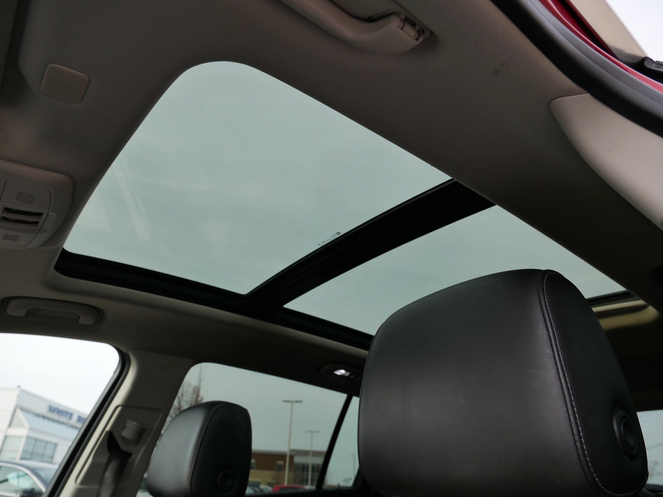 Used 2019 Buick Envision Premium w/ Driver Confidence Package image 33