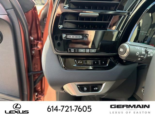 New 2026 Lexus RX 450h AWD image 24