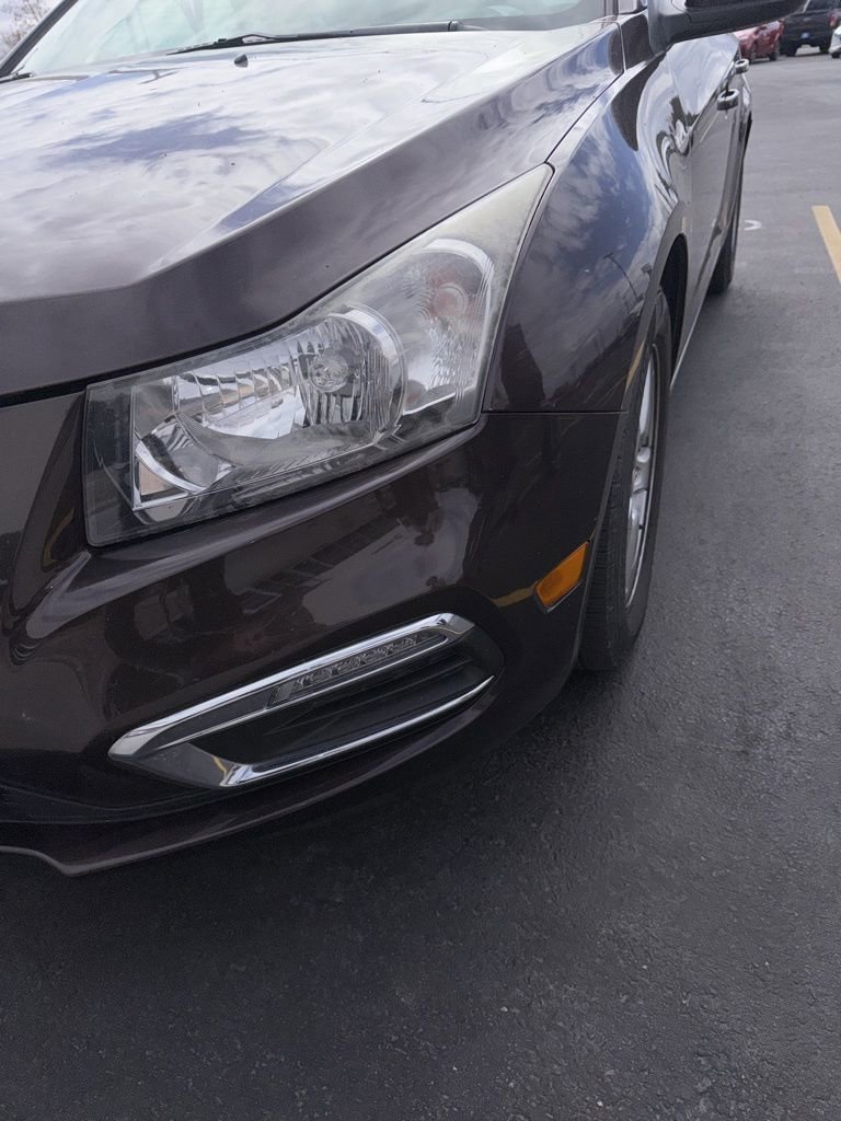 Used 2015 Chevrolet Cruze LT w/ Technology Package image 5