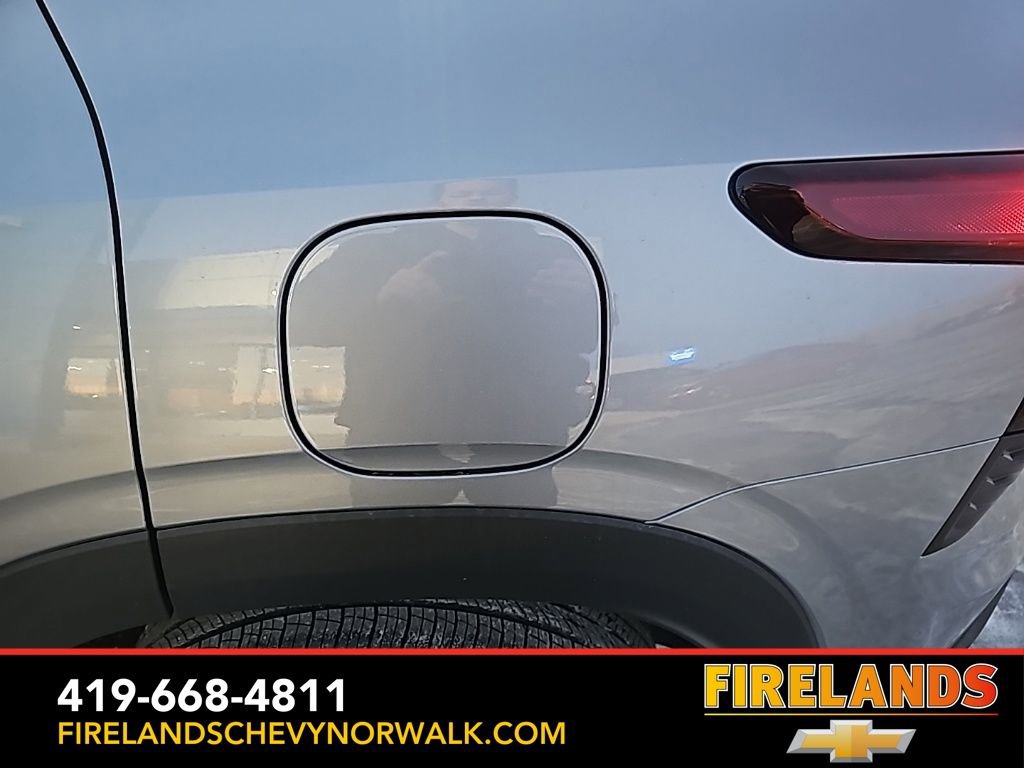 New 2026 Chevrolet Trax LS w/ LS Convenience Package image 25