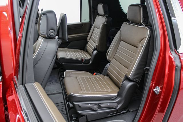 New 2026 GMC Yukon XL Denali Ultimate AWD/4WD image 20