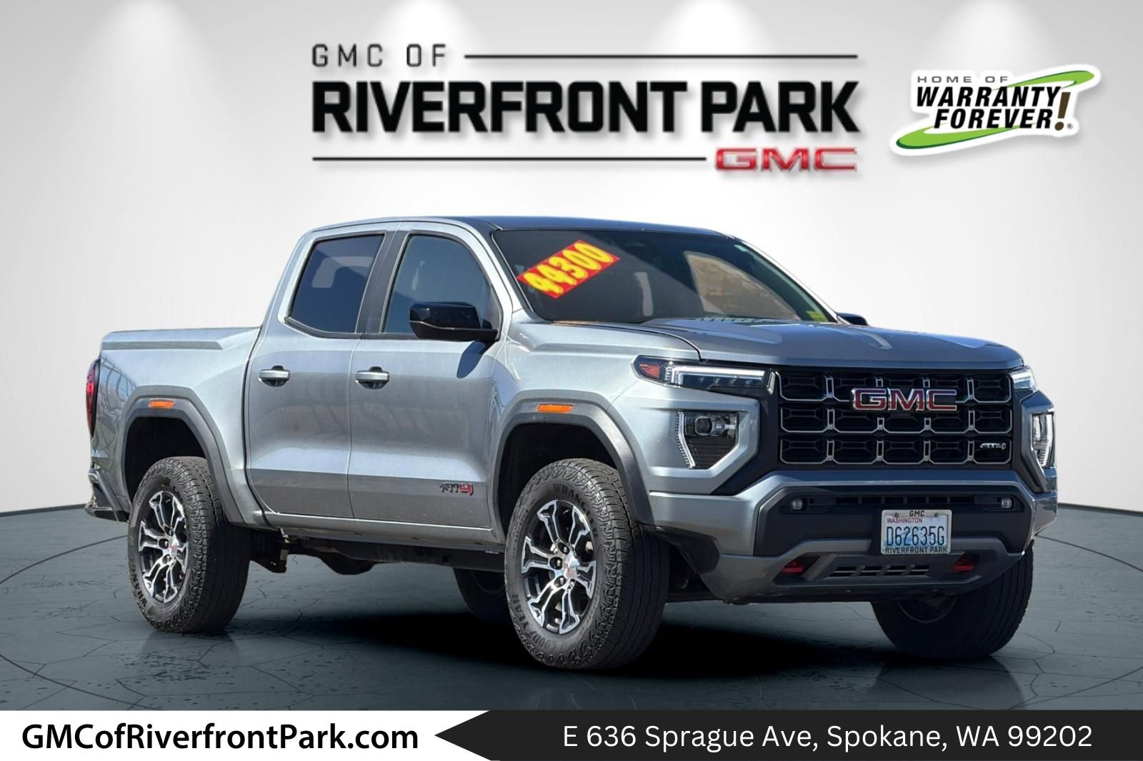 Used 2025 GMC Canyon AT4 w/ AT4 Premium Package AWD/4WD image 1