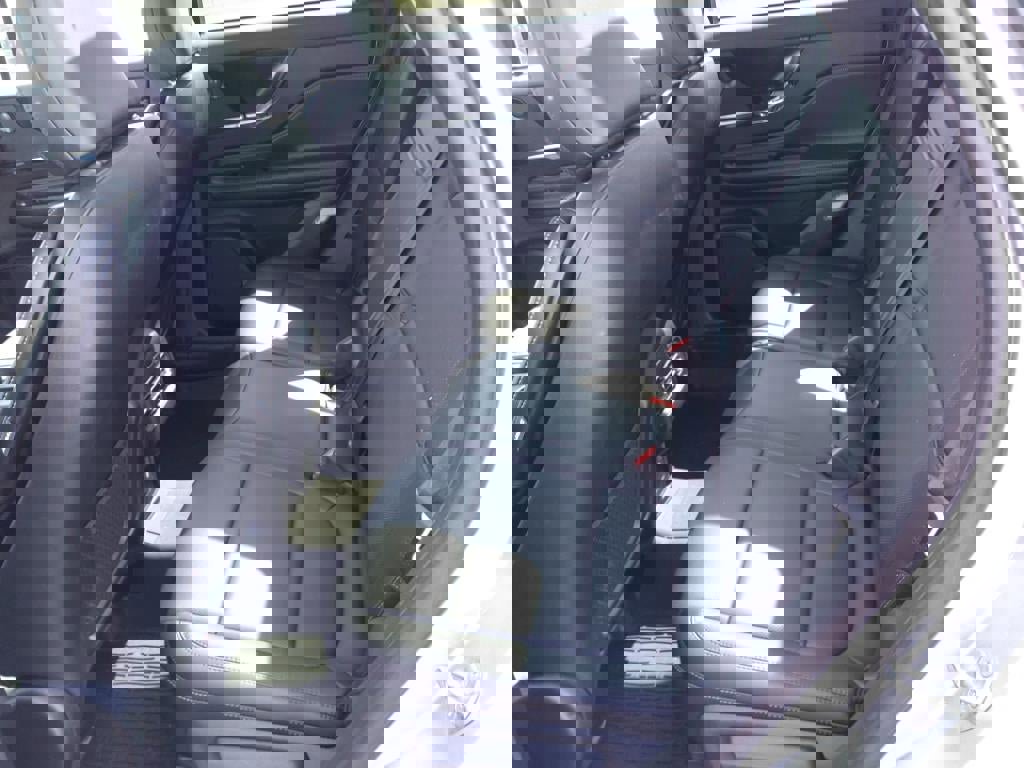 Used 2023 Lincoln Corsair Reserve w/ Equipment Group 202A image 34