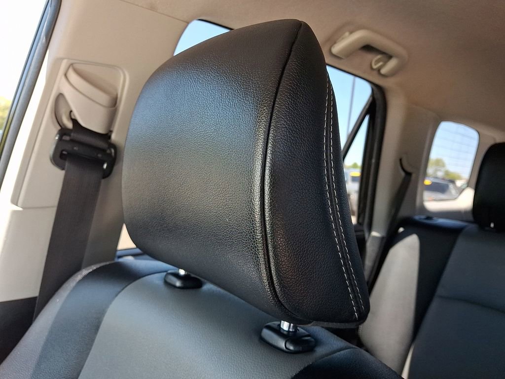 Used 2017 Toyota 4Runner SR5 Premium AWD/4WD image 18