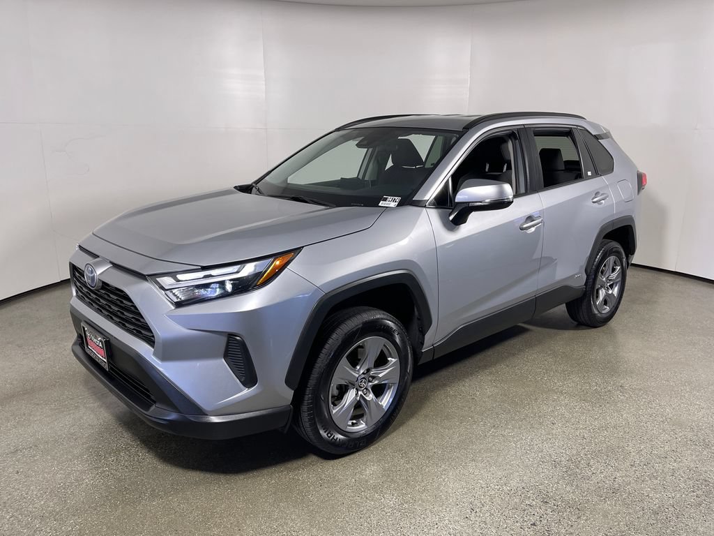 Certified 2024 Toyota RAV4 XLE AWD/4WD image 7