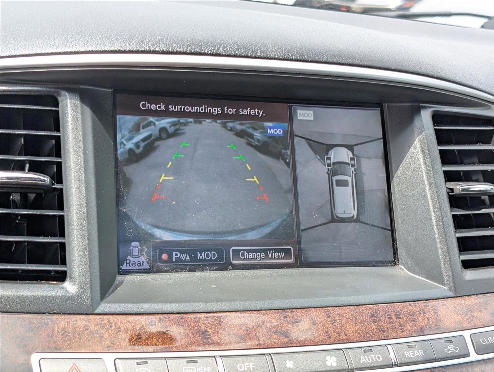 Used 2013 INFINITI JX35 AWD w/ Premium Pkg image 31