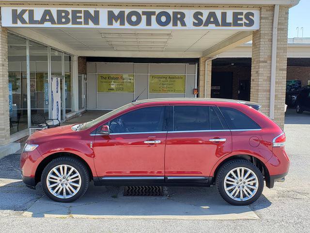 Used 2013 Lincoln MKX AWD image 2