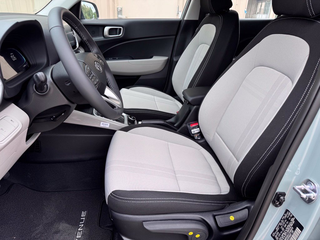 New 2026 Hyundai Venue SEL FWD image 8