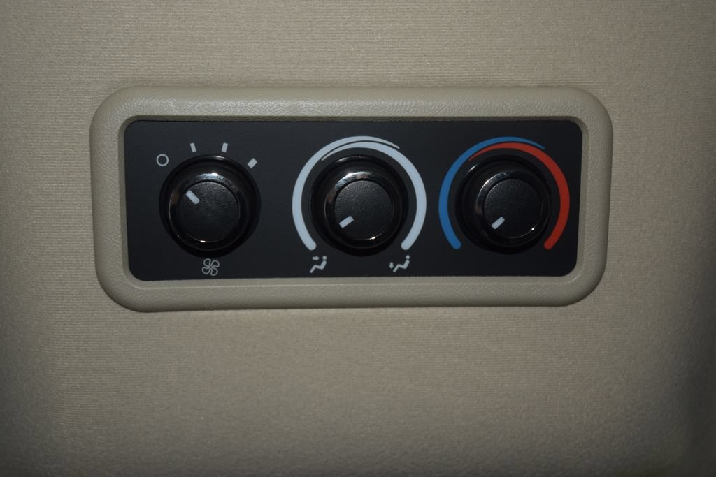 New 2026 Chevrolet Express 3500 LS RWD image 37