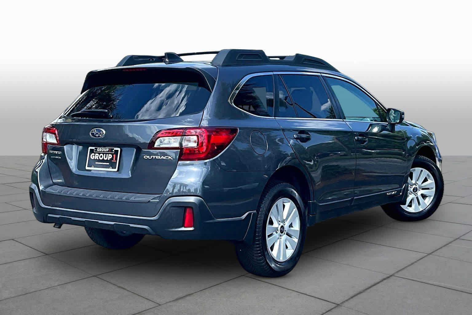 Used 2018 Subaru Outback 2.5i Premium AWD/4WD image 13