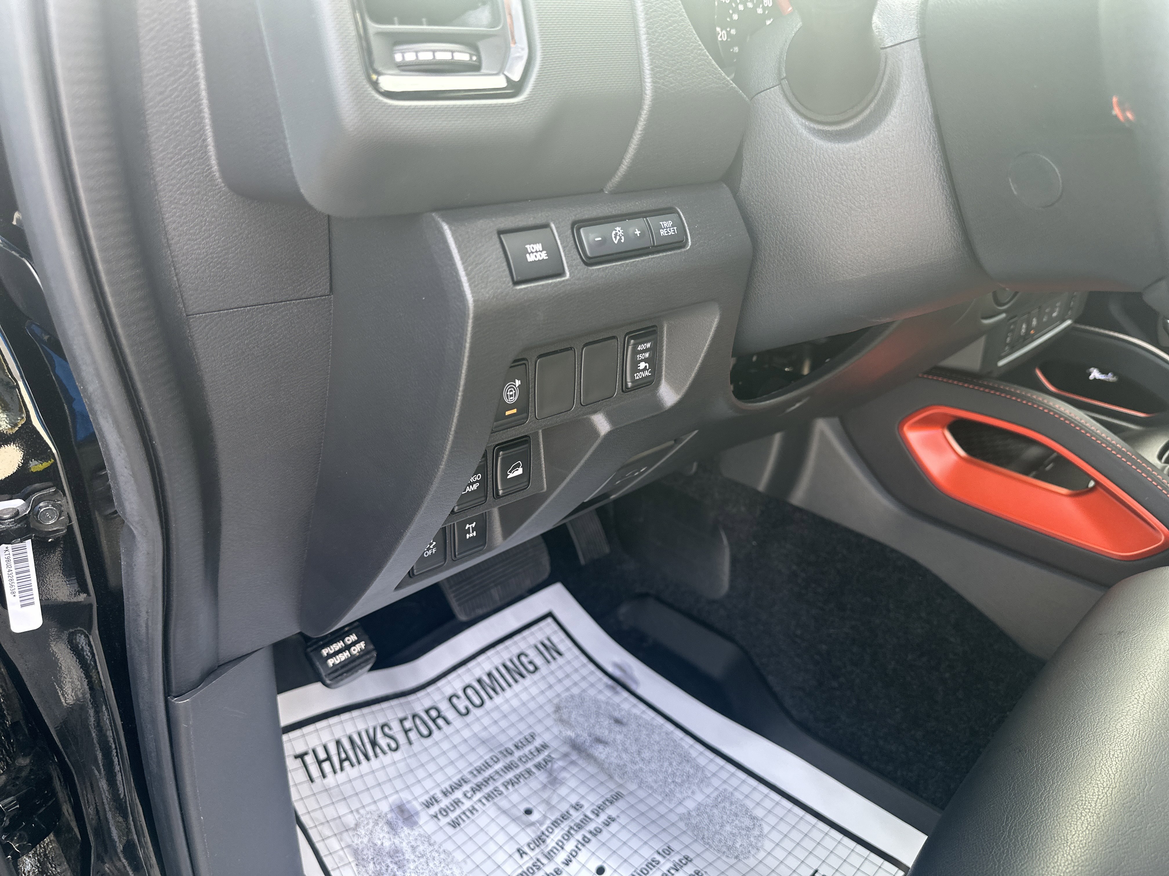 Used 2024 Nissan Frontier PRO-4X w/ Pro Premium Package image 35