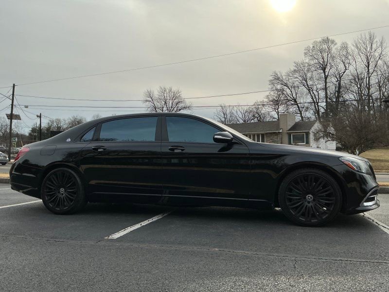 Used 2018 Mercedes-Benz Maybach S 560 4MATIC image 4