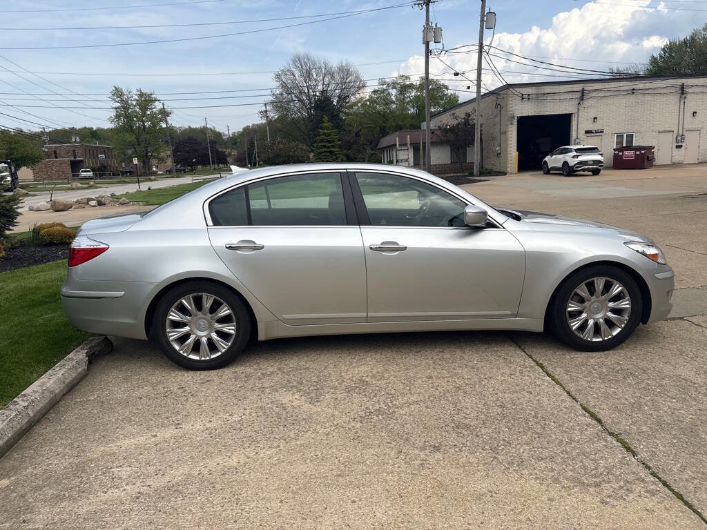 Used 2009 Hyundai Genesis 3.8 w/ Premium Plus Pkg 3 RWD image 8