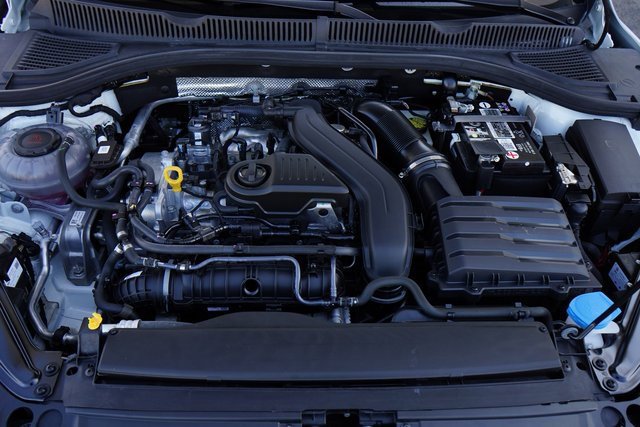 Used 2023 Volkswagen Jetta SE image 26