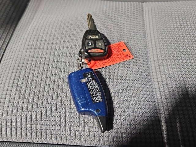 Used 2009 Chrysler Aspen Limited image 28