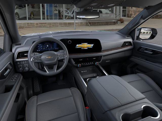 New 2025 Chevrolet Suburban Premier image 15