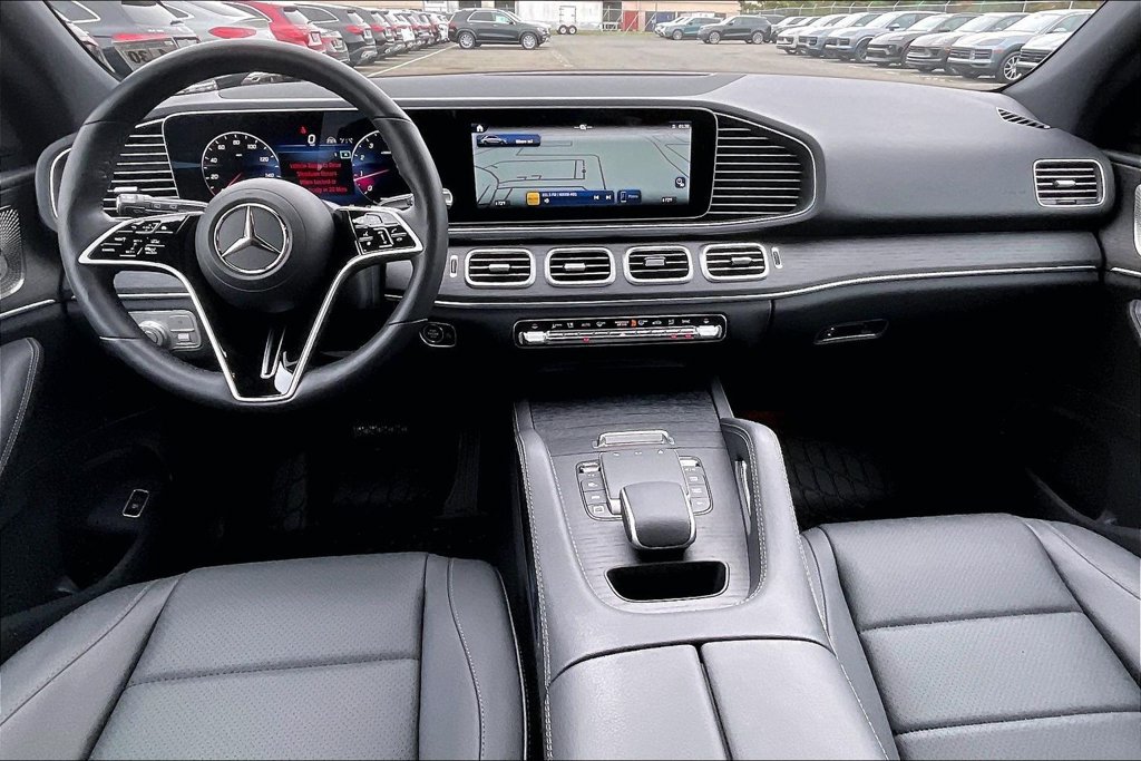 Certified 2025 Mercedes-Benz GLE 450 4MATIC image 13