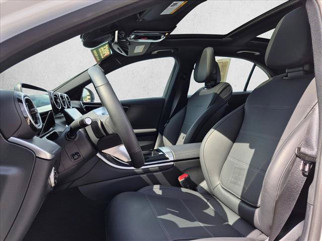 Certified 2026 Mercedes-Benz C 300 4MATIC Sedan image 16
